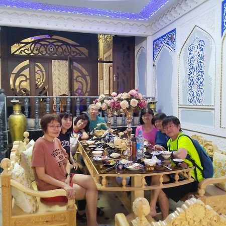 Hotel Rizqiro'Z Boutique Buchara Zewnętrze zdjęcie