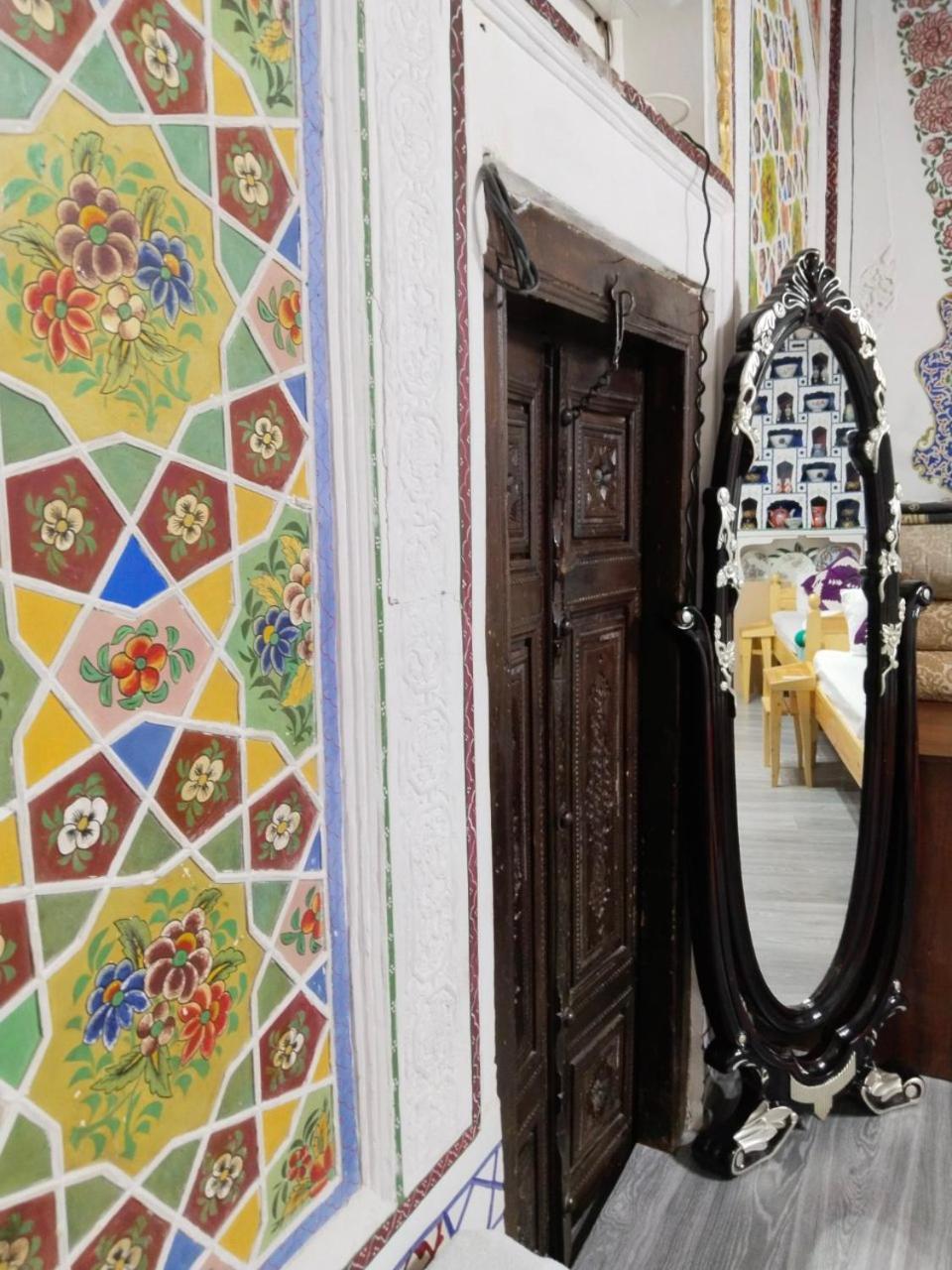 Hotel Rizqiro'Z Boutique Buchara Zewnętrze zdjęcie